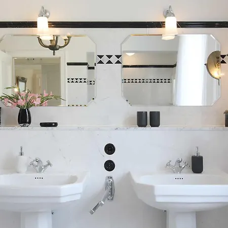 Art Deco Hörnum